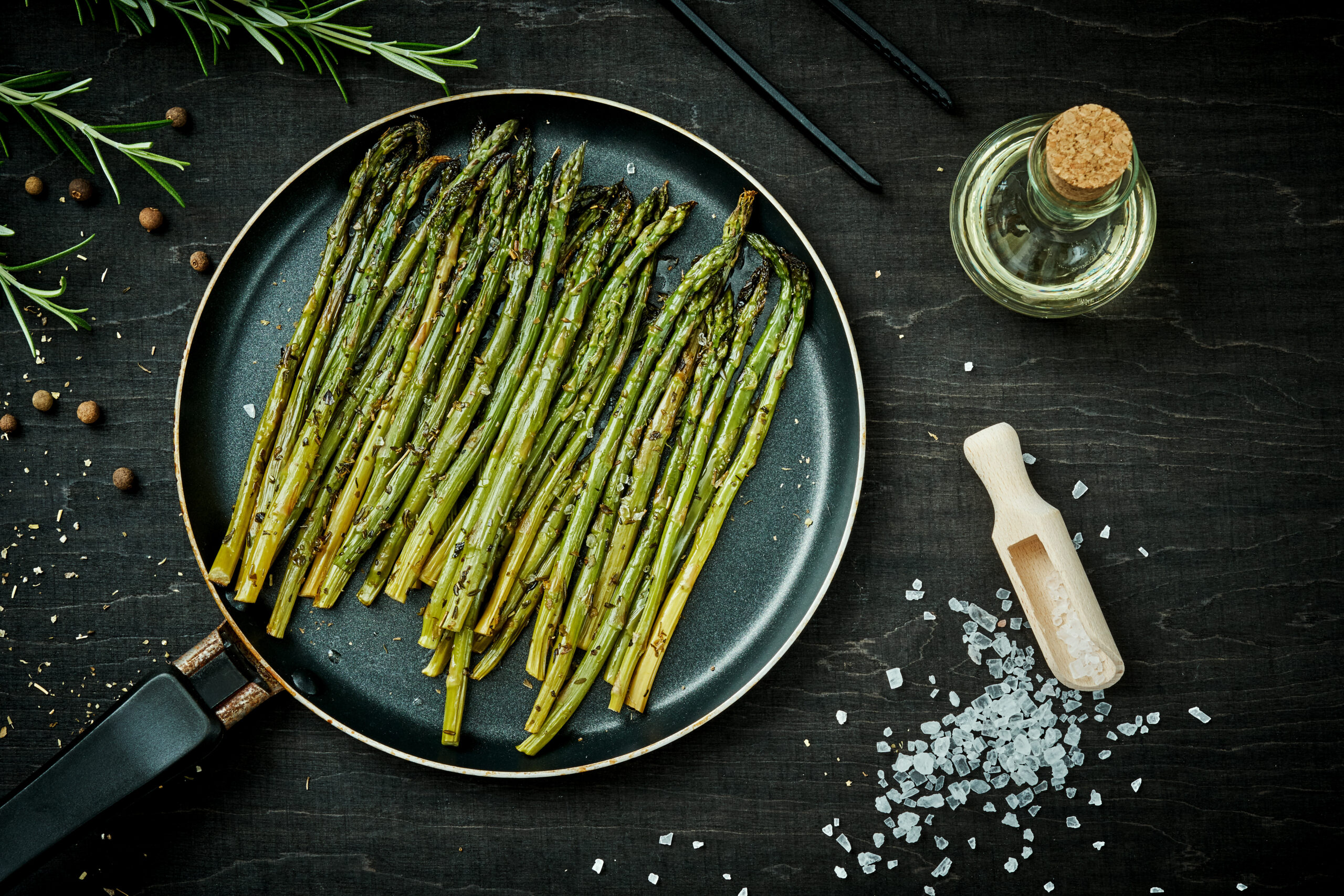 Pan Roasted Asparagus - Mazola® Oils