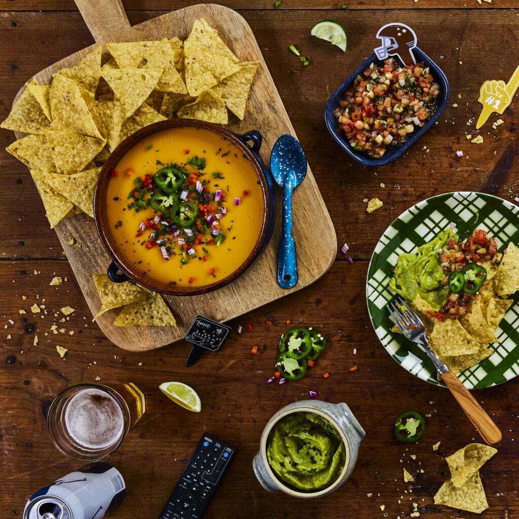 Queso Cheese Dip - Mazola® Oils