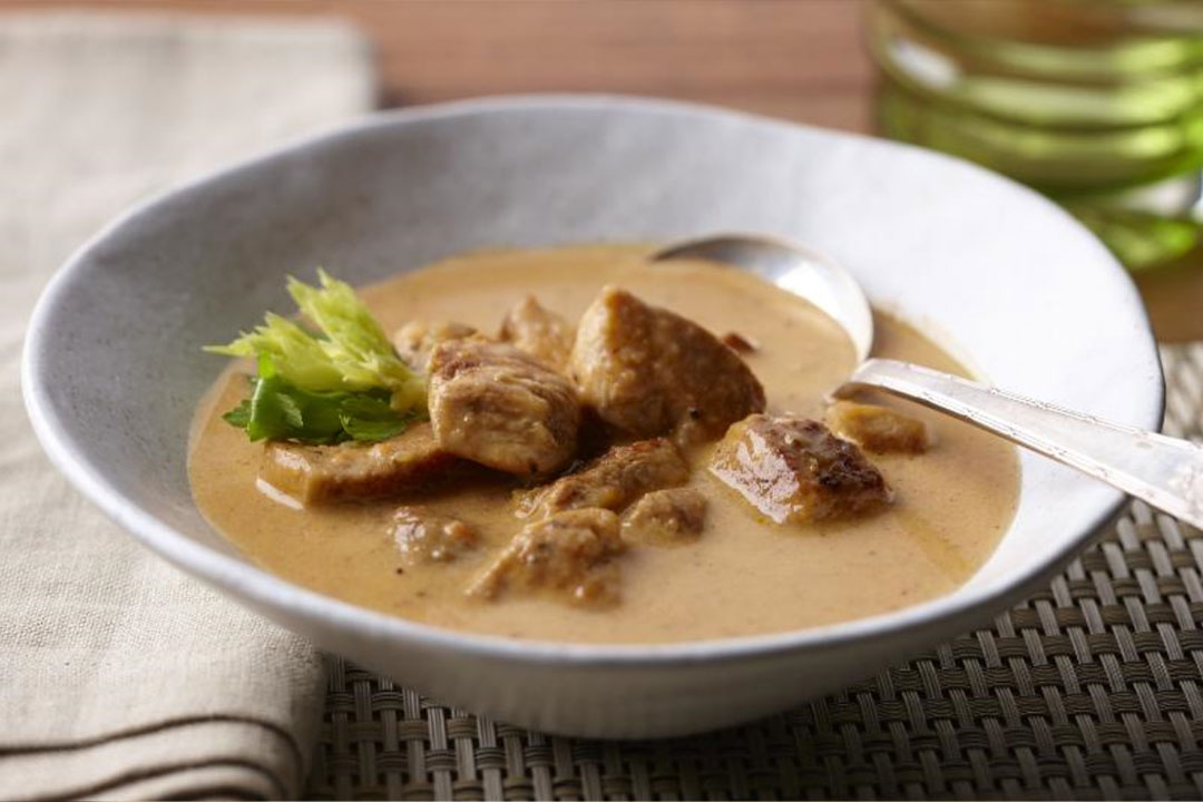 Blackened Chicken Soup - Mazola® Oils