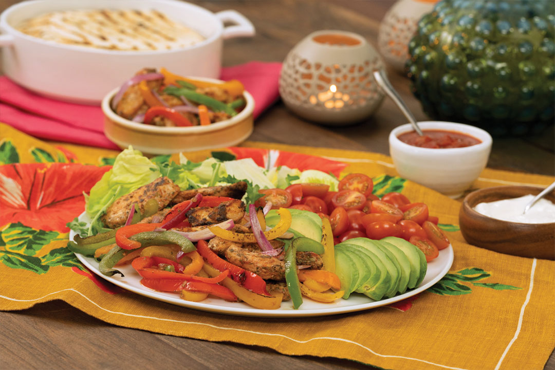 Fajita Chicken Salad - Mazola® Oils