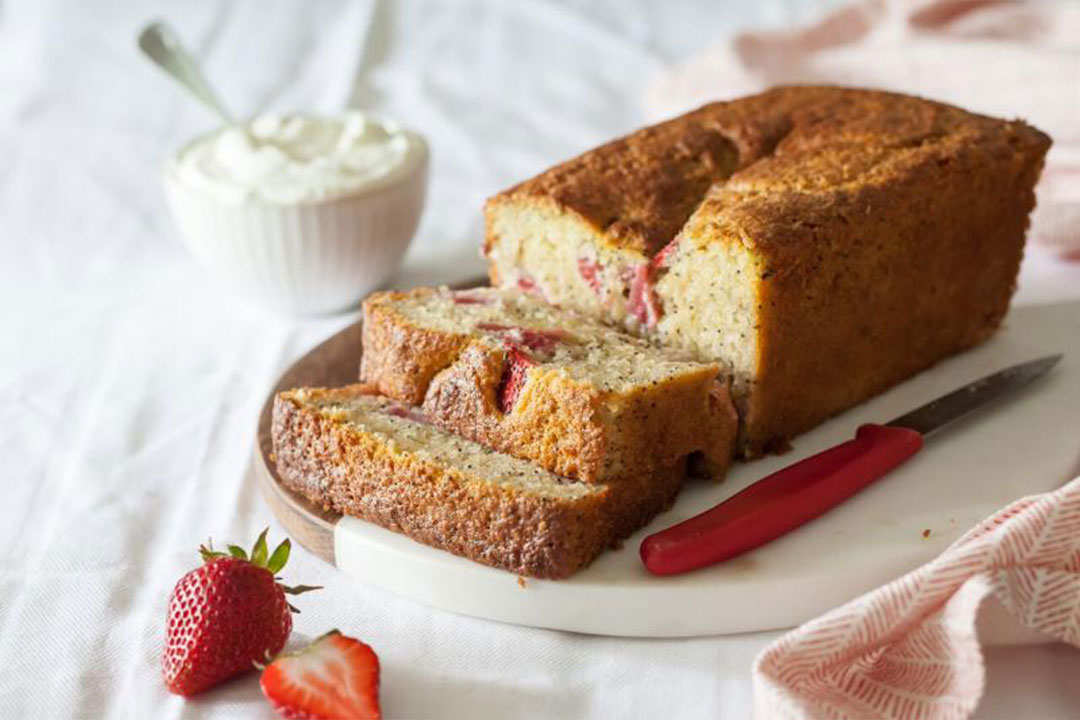 Strawberry Poppy Seed Cake - Mazola® Oils