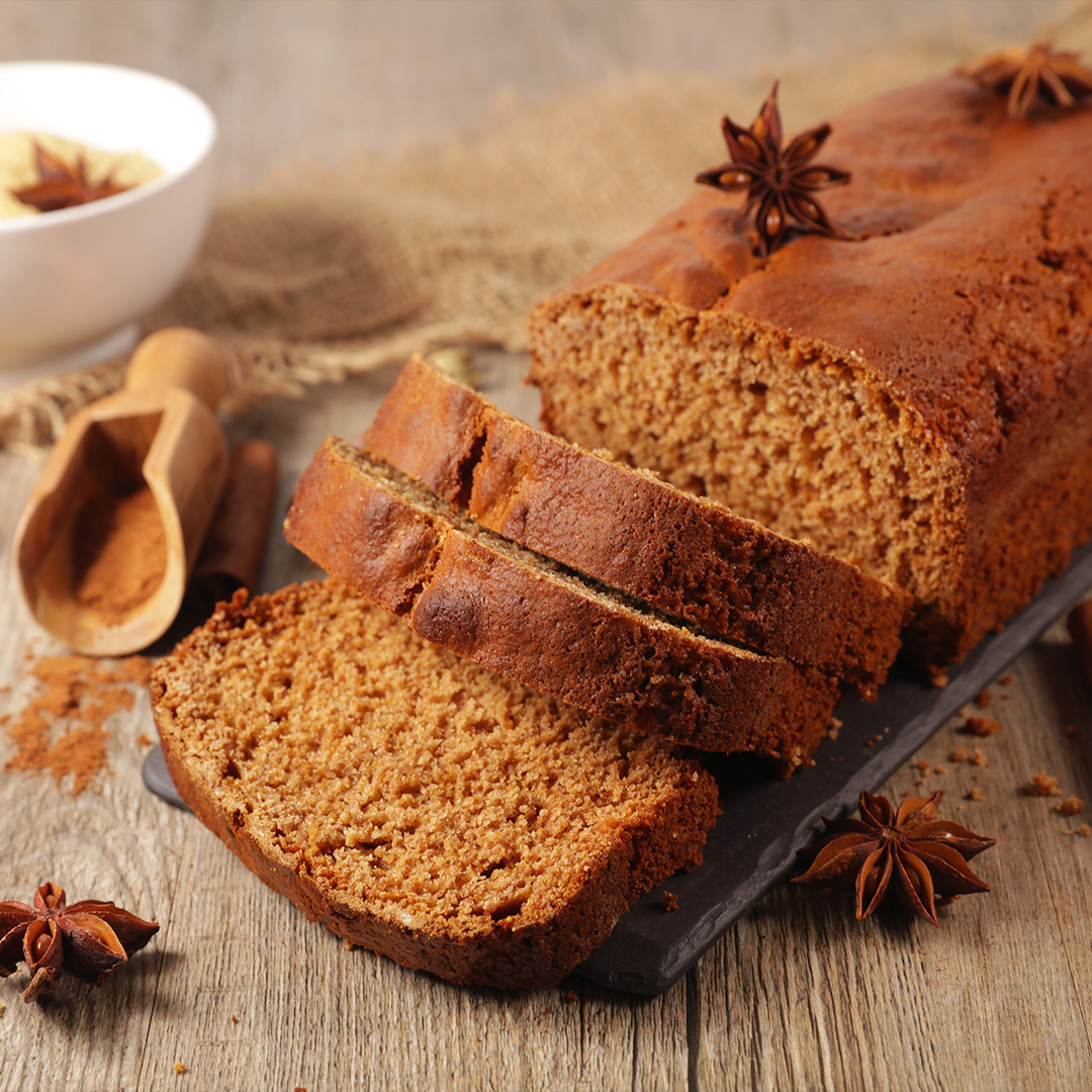 Gingerbread Cake with Lemon Sauce - Mazola® Oils